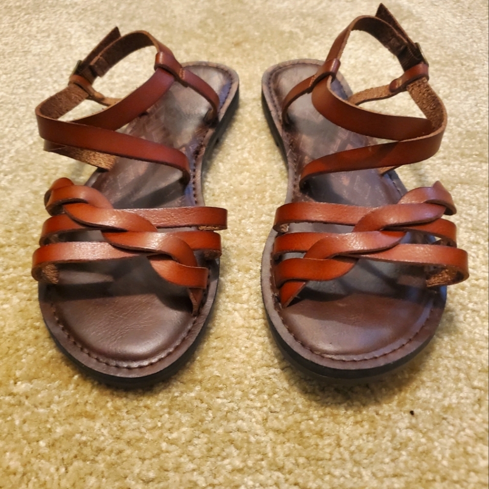 Time and Tru Dark Brown Sandals, Size 6